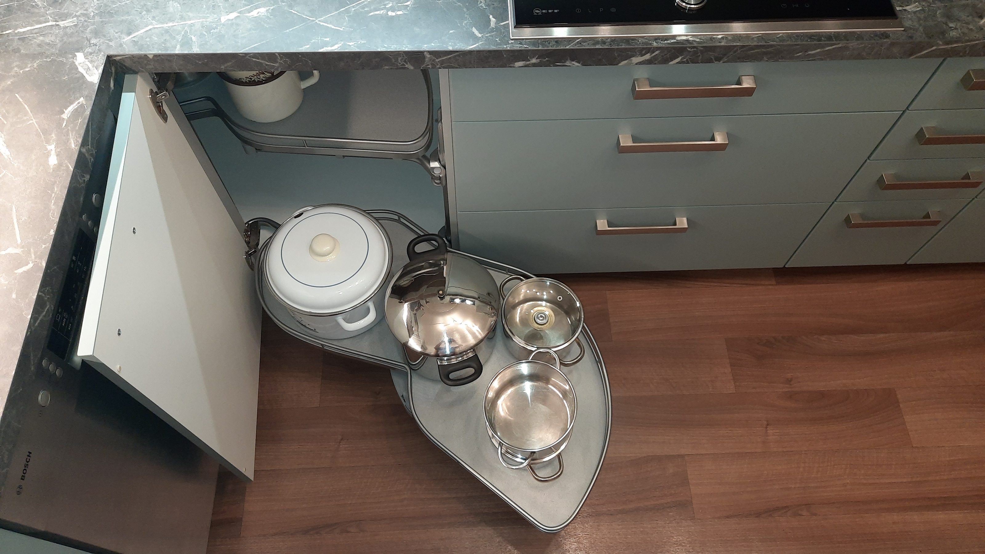 7. LeMans Eckschrank